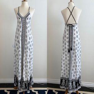 Flying Tomato black white camo maxi vneck dress S